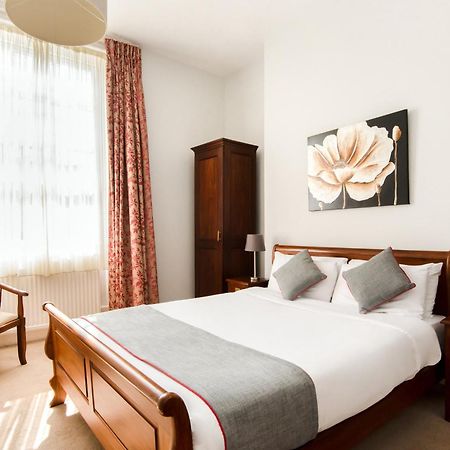 Oyo The Regency, Clifton Bristol Otel Dış mekan fotoğraf