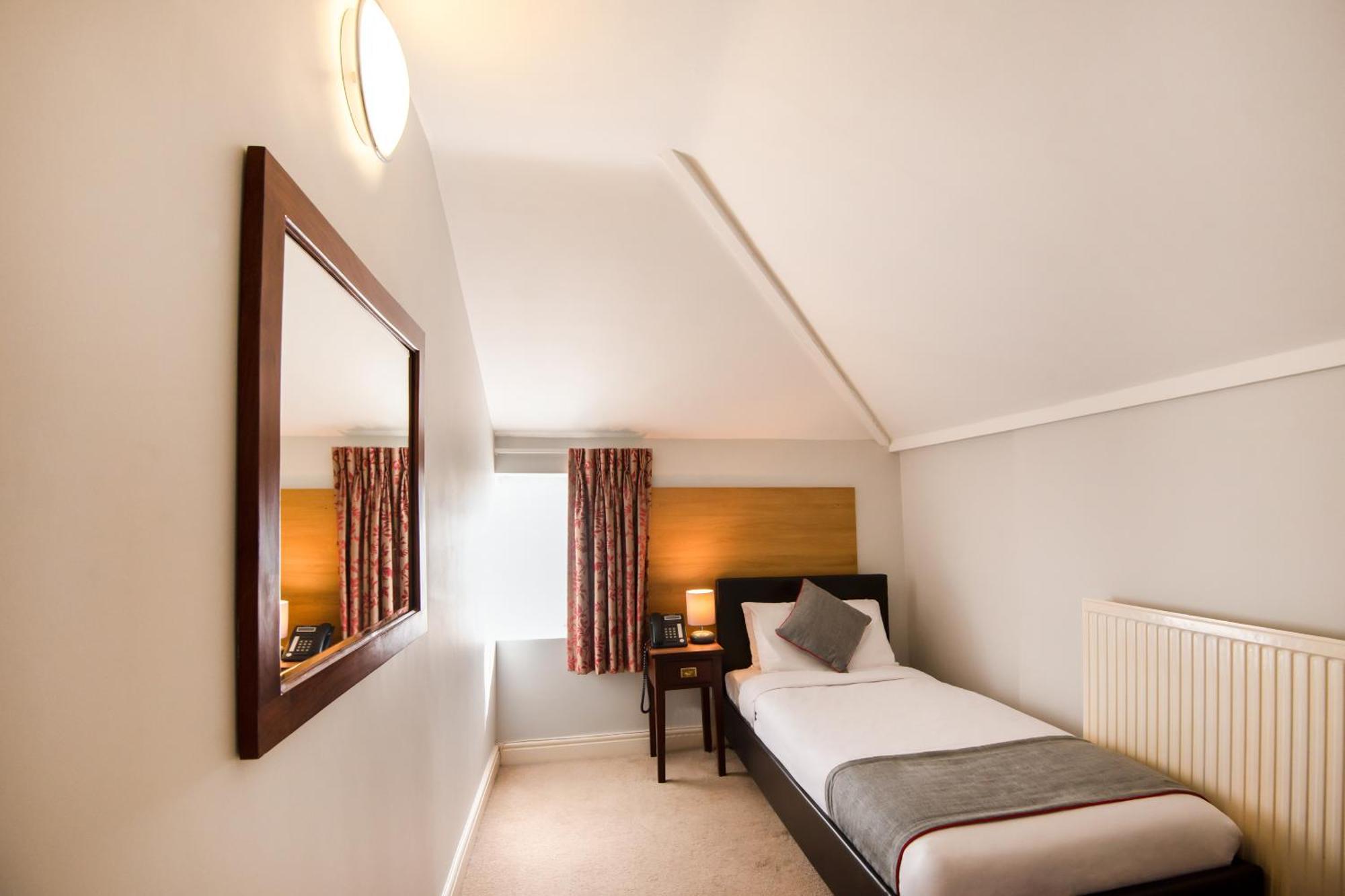 Oyo The Regency, Clifton Bristol Otel Dış mekan fotoğraf