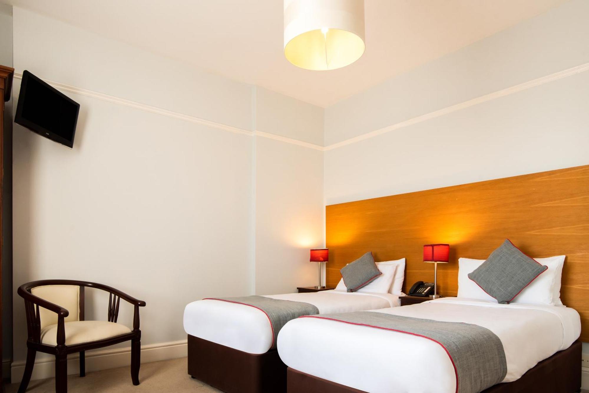 Oyo The Regency, Clifton Bristol Otel Dış mekan fotoğraf