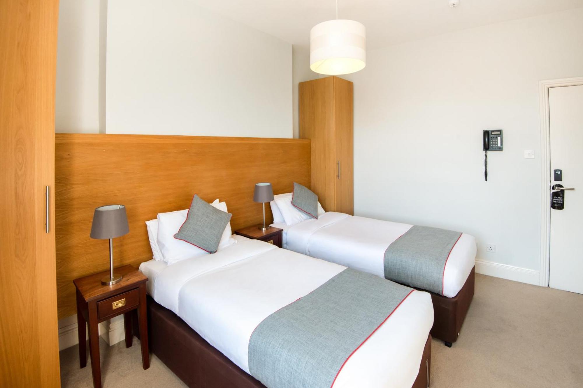 Oyo The Regency, Clifton Bristol Otel Dış mekan fotoğraf